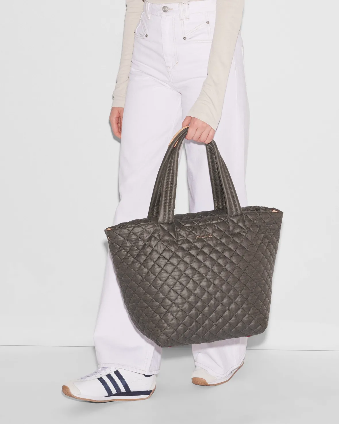 Metro|Fitness<MZ Wallace The Metro Tote® Deluxe - Medium MagnetRec