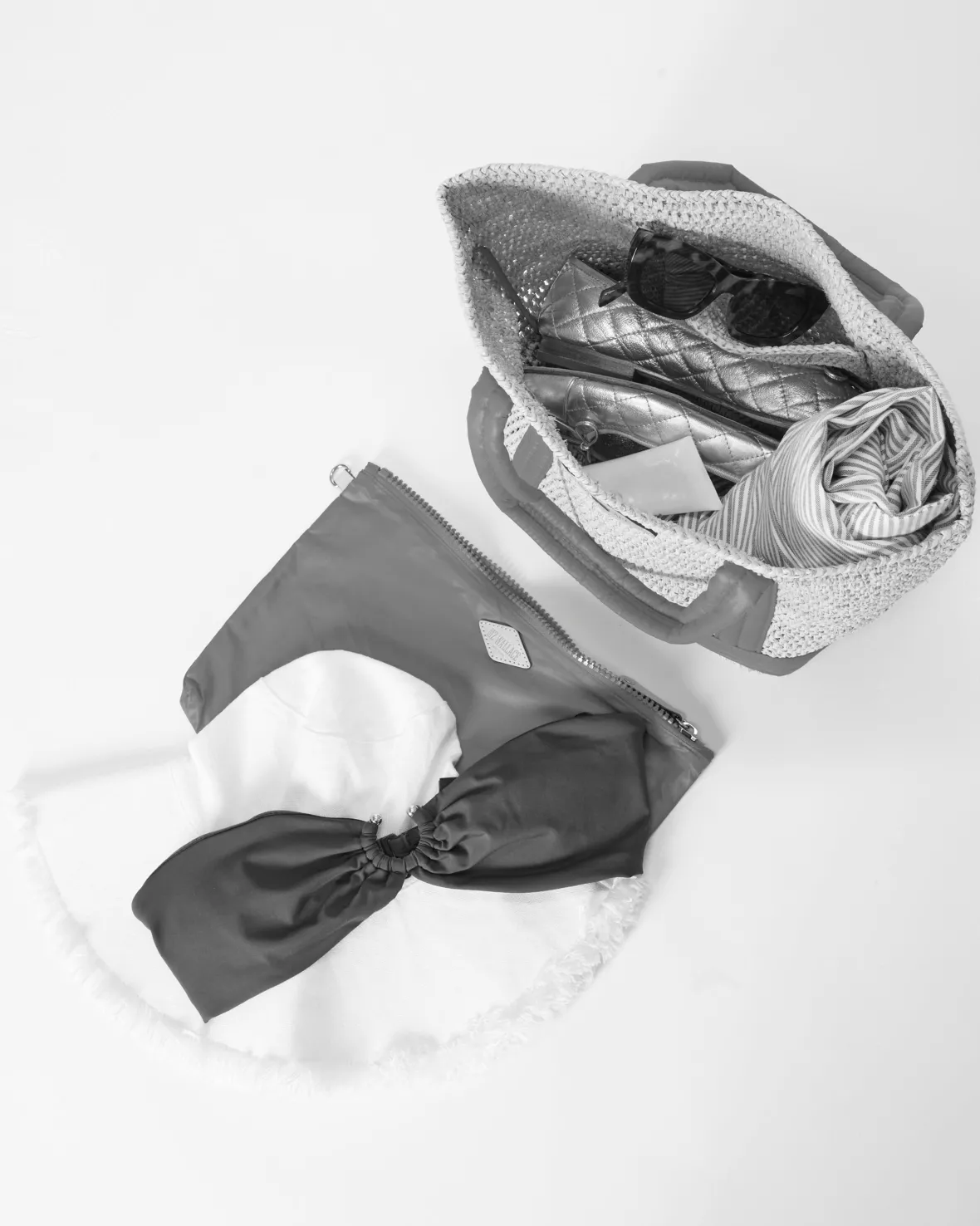 Raffia|Totes<MZ Wallace Small Raffia Tote Raffia/BlackLacquer