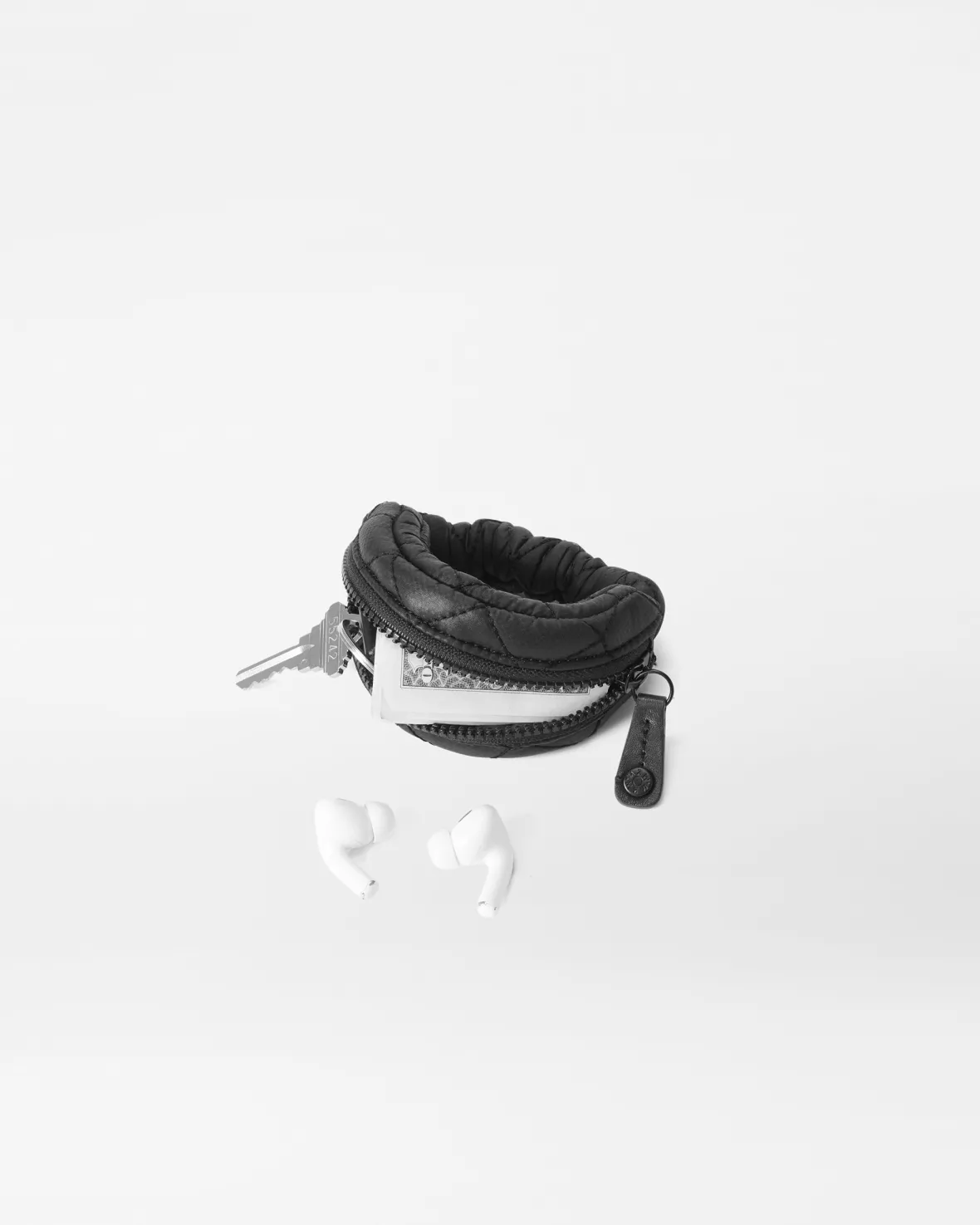 Metro|Accessories<MZ Wallace Jogging Wristlet Black